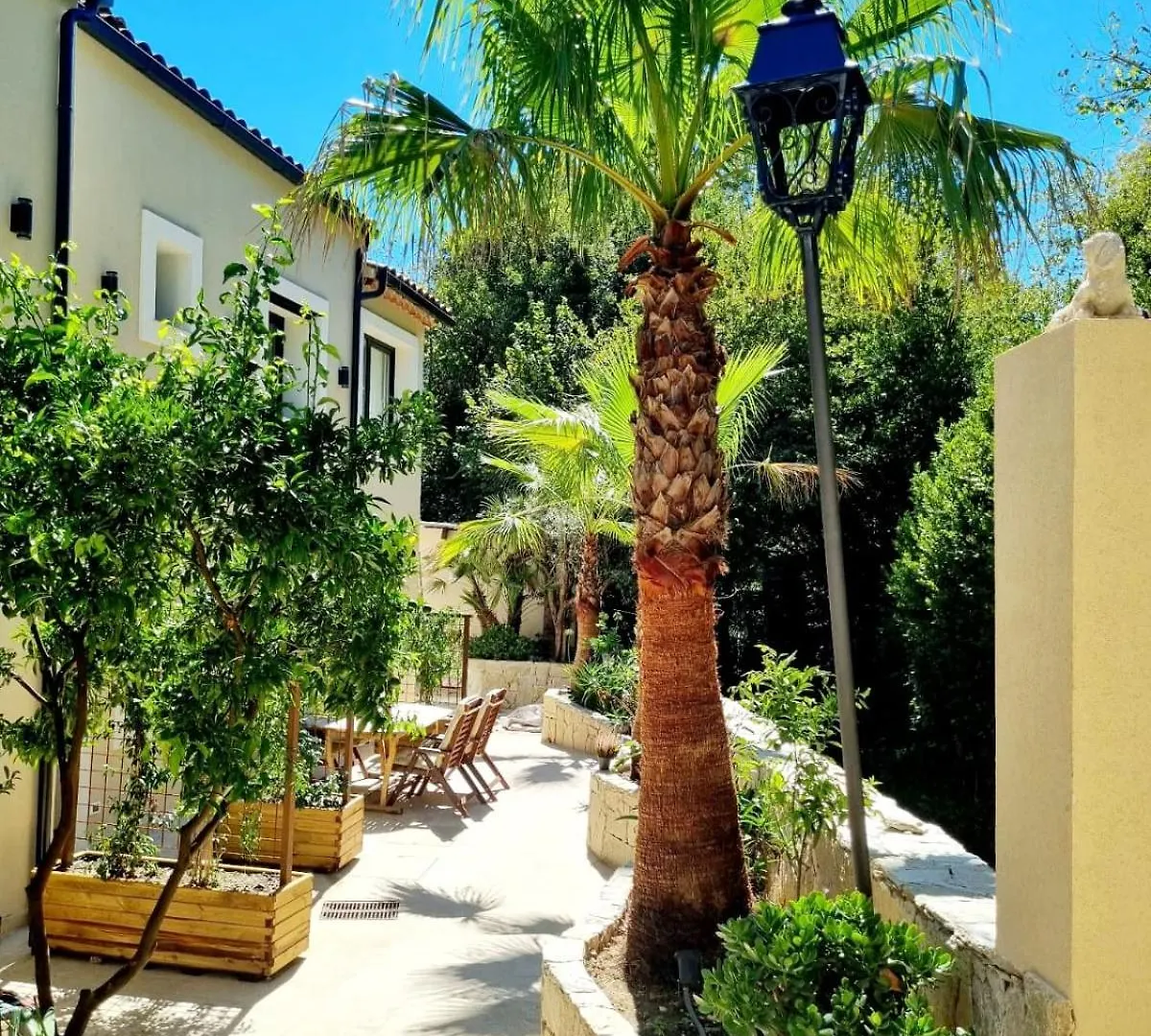 Villa Riviera Saint-Paul-de-Vence 0*,  France