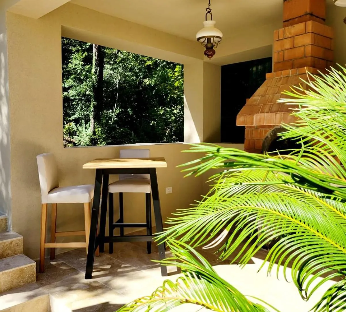 Villa Riviera Saint-Paul-de-Vence France